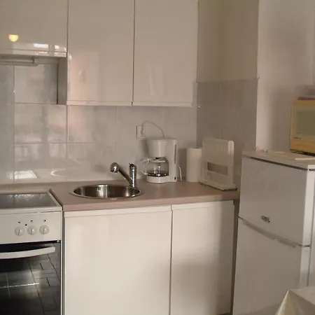 Centre Parking 200m & Port Apartman *